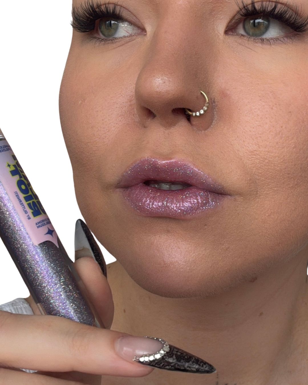GLAM RIOT VIOLET VANDAL glitter gloss huulikiilto