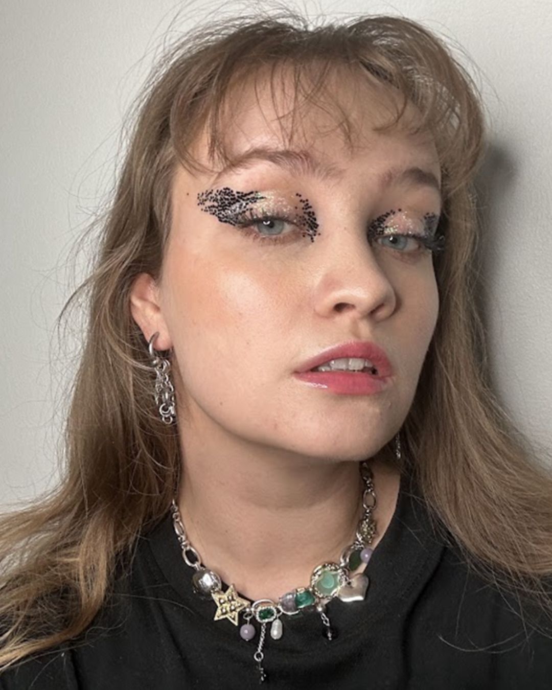 GLITTERNISTI SHINY BLACK KOSMEETTINEN GLITTER