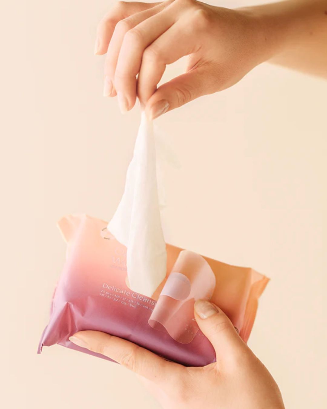 NOBE Oat Wonder® Delicate Cleansing Wipes 25 kpl meikinpuhdistusliina